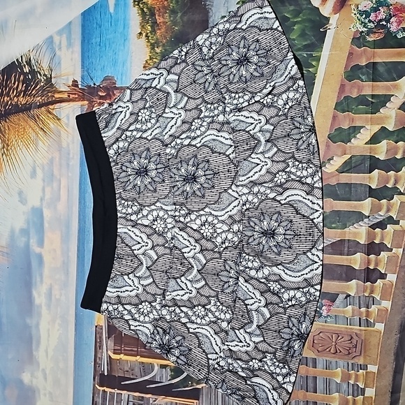 Dresses & Skirts - Prana Graphic Print Mini‎ Skirt Size Medium